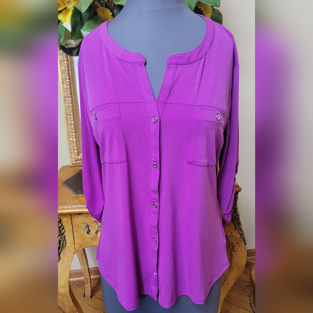 $60 NWT Ellen Tracy Silky Plum Button Down Top Blouse V-Neck 2 Way 3/4 Sleeves L